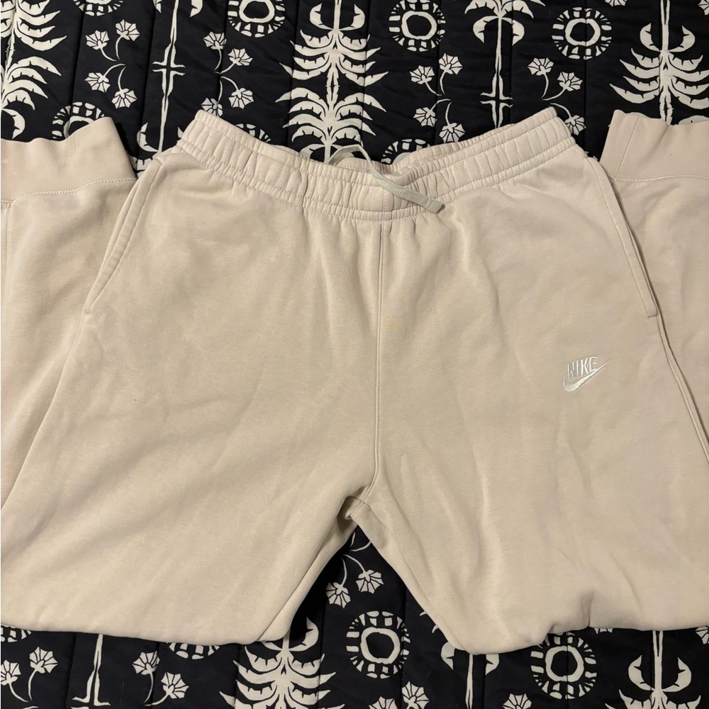 Nike fleece sweatpants joggers size large